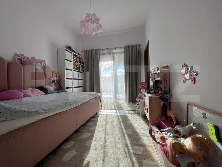 Apartament cu 3 camere semidecomandat în Central