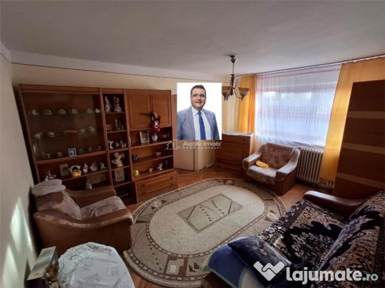 Apartament cu 2 camere semidecomandat în Micro III