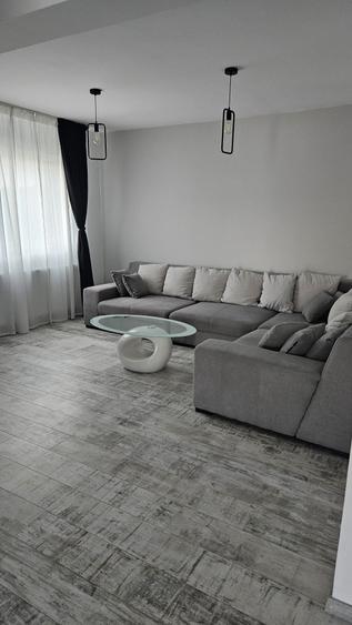Casă cu 2 camere cu Teren 300 Mp în Central