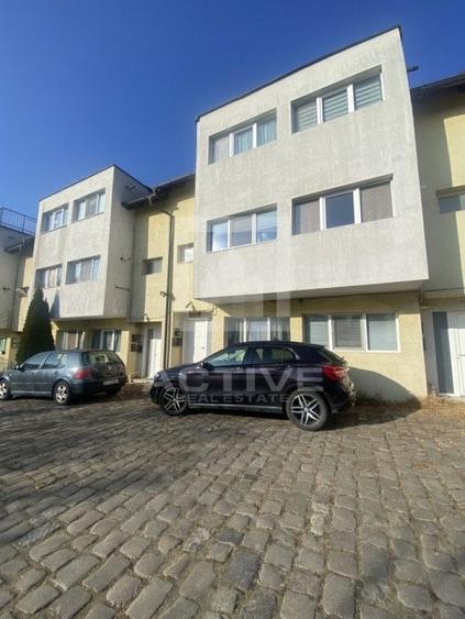 Apartament cu 2 camere semidecomandat, mobilat în Câmpului