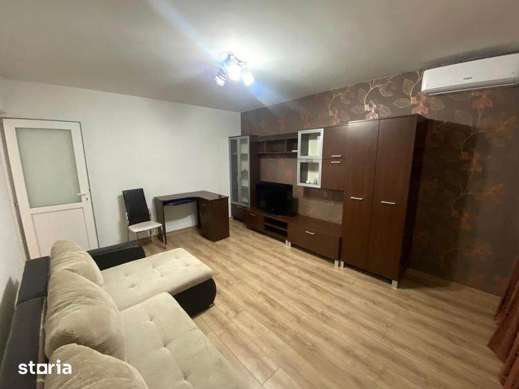 Apartament cu 2 camere decomandat în Cantemir