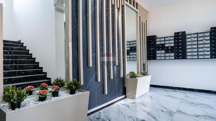 Apartament cu 2 camere semidecomandat, mobilat în Vitan-Bârzești
