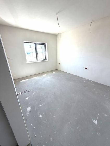 Apartament cu 2 camere decomandat în Sântandrei