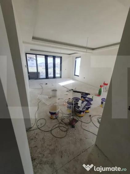 Casă cu 5 camere cu Teren 604 Mp în Giarmata
