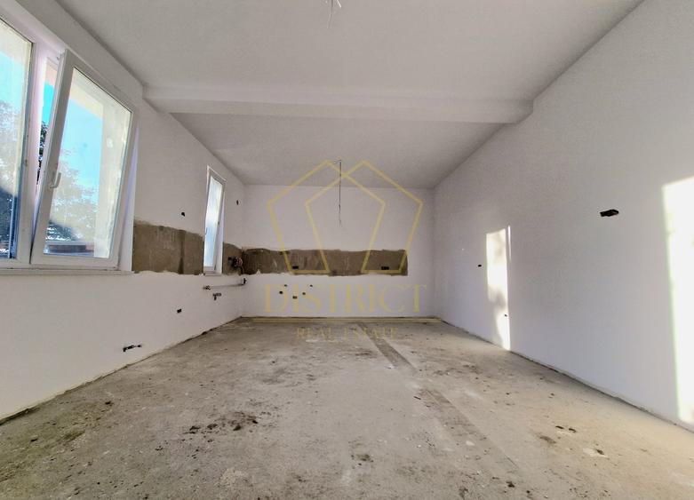 Duplex cu 3 camere cu Canalizare în Bucovăț (Remetea Mare)