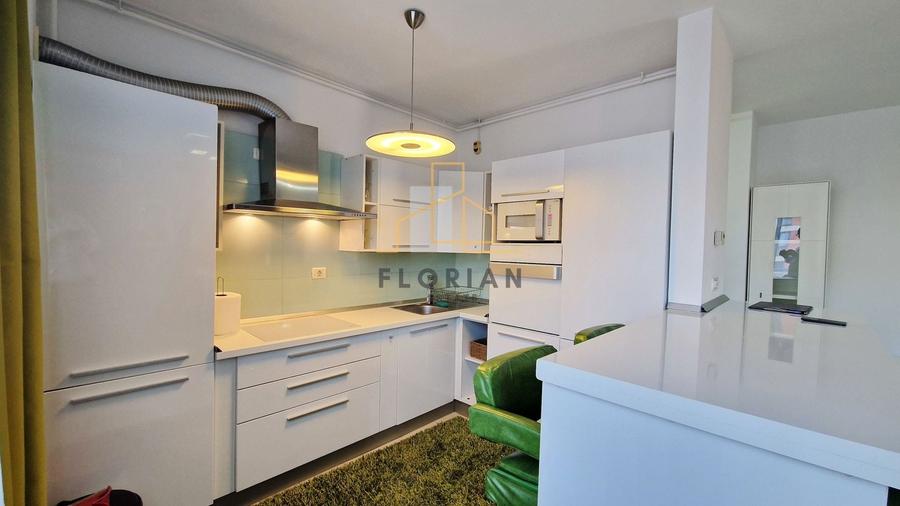 Apartament cu 3 camere decomandat, mobilat în Torontalului