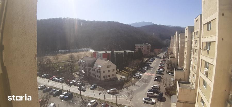 Apartament cu 3 camere decomandat în Valea Cetății