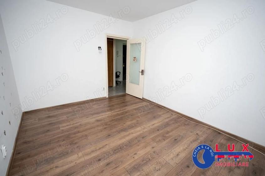 Apartament cu 2 camere decomandat în Babadag