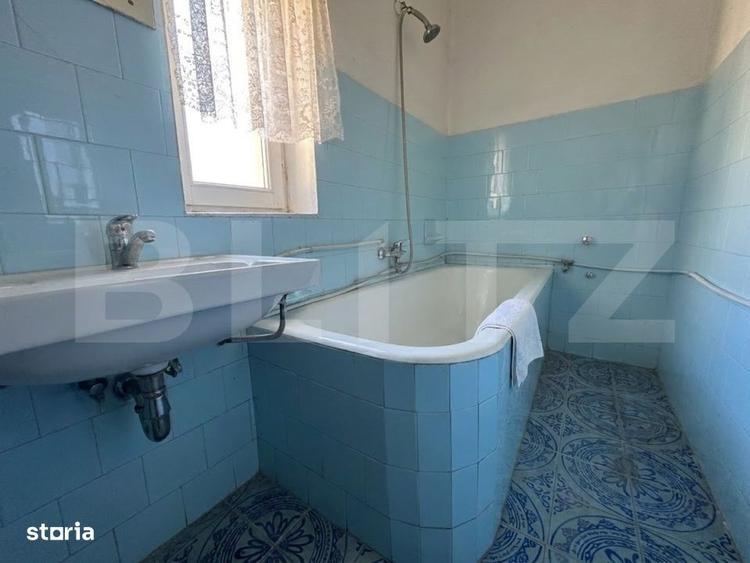 Casă cu 4 camere cu Teren 2534 Mp în Brănișca