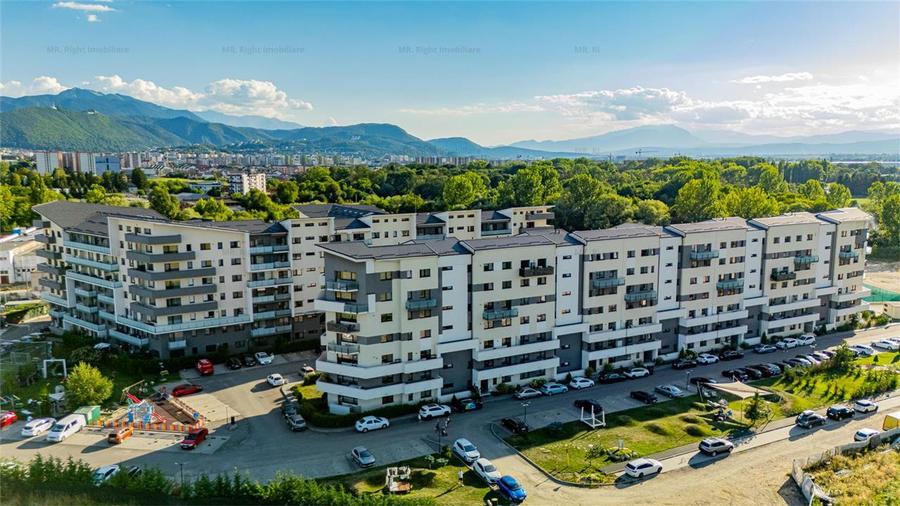 Apartament cu 2 camere decomandat, mobilat în Tractorul