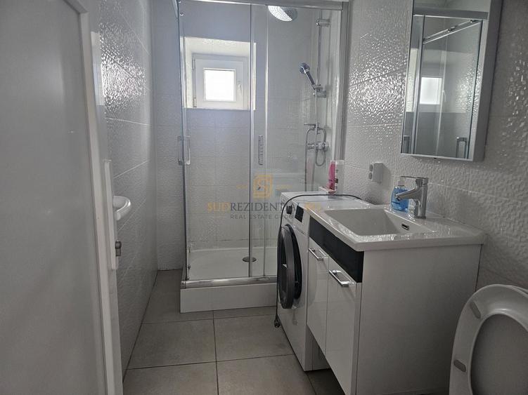 Apartament cu 3 camere decomandat, mobilat în Sebastian