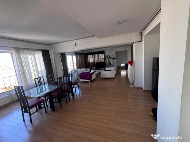 Apartament cu 3 camere decomandat, mobilat în Tomis Nord