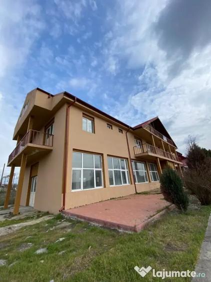 Spa?iu comercial P+1+M, 1.000 mp construiti + teren 3.000 m - 1