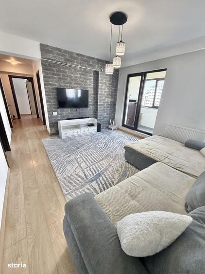 Apartament cu 3 camere decomandat în Militari — fotografia 1
