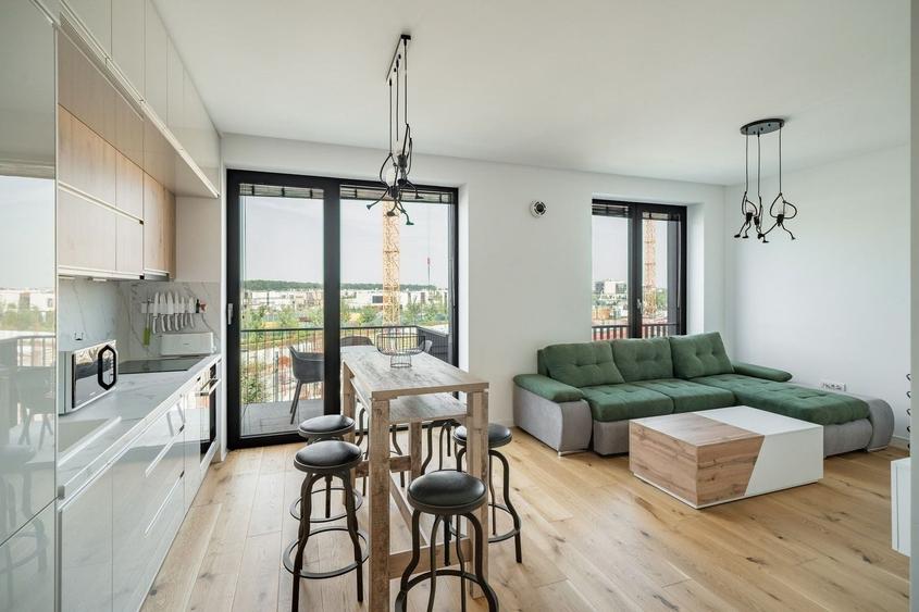 Apartament cu 2 camere semidecomandat, mobilat în Tunari