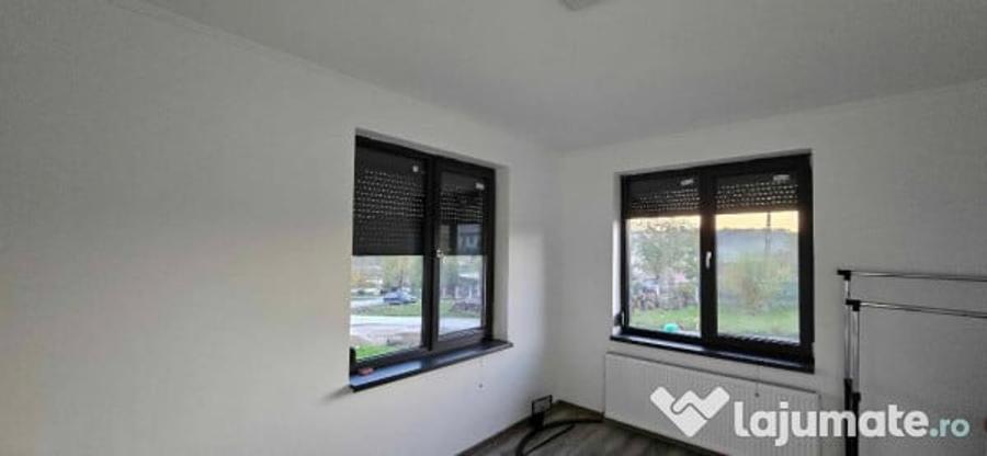 Casă cu 3 camere cu Teren 450 Mp în Nufărul
