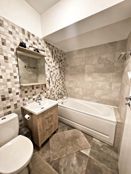 Apartament cu 2 camere decomandat în Berceni