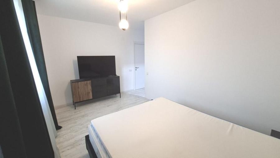 Apartament cu 3 camere decomandat în Ștefănești