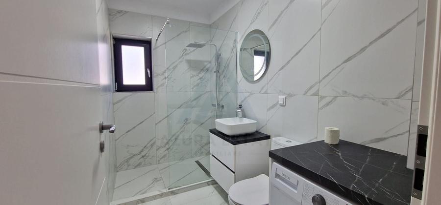 Apartament cu 2 camere decomandat, mobilat în Șelimbăr