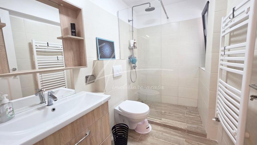 Casă individuală cu 5 camere cu Canalizare în Cernica
