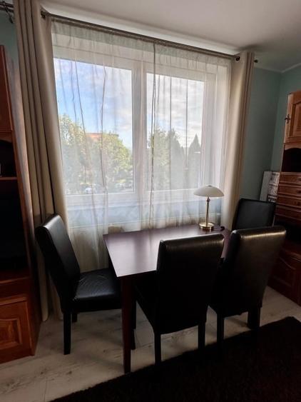 Apartament cu 2 camere decomandat, mobilat în Tractorul