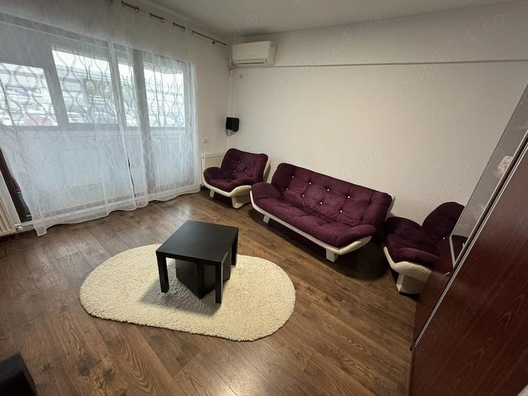 Apartament cu 2 camere decomandat în Km 4