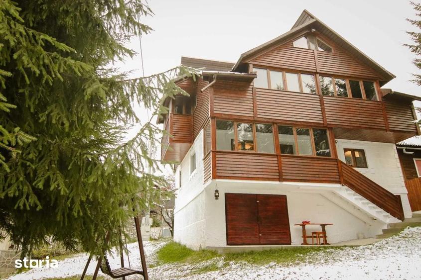 Casă cu 7 camere cu Teren 400 Mp în Petros
