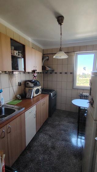 Inchiriez apartament 2 camere decomandat Parc IOR et. 9 - 3