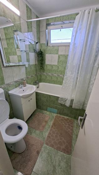 Apartament cu 2 camere semidecomandat în Micro 1