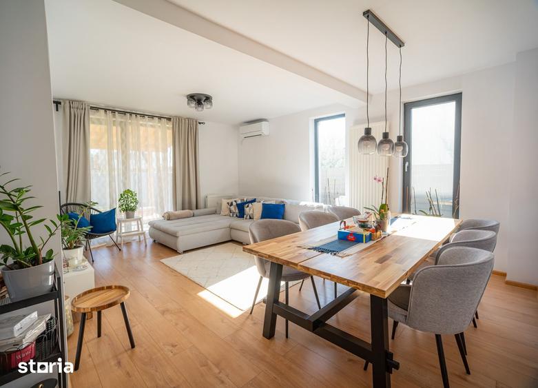 Casă cu 5 camere cu Teren 409 Mp în Berceni