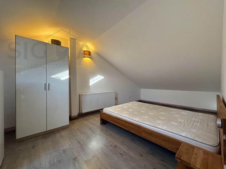 Apartament cu 2 camere semidecomandat, mobilat în Bună Ziua