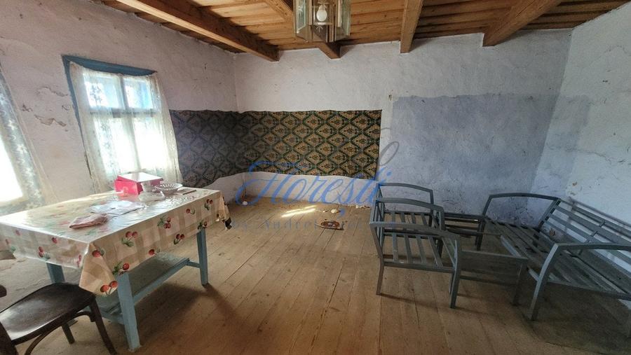 Teren Construcții intravilan de 4871 mp, în Mărcești