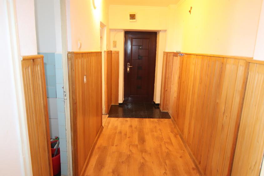 Garsonieră decomandată în Gară