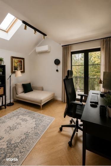 Casă cu 5 camere cu Teren 200 Mp în Central