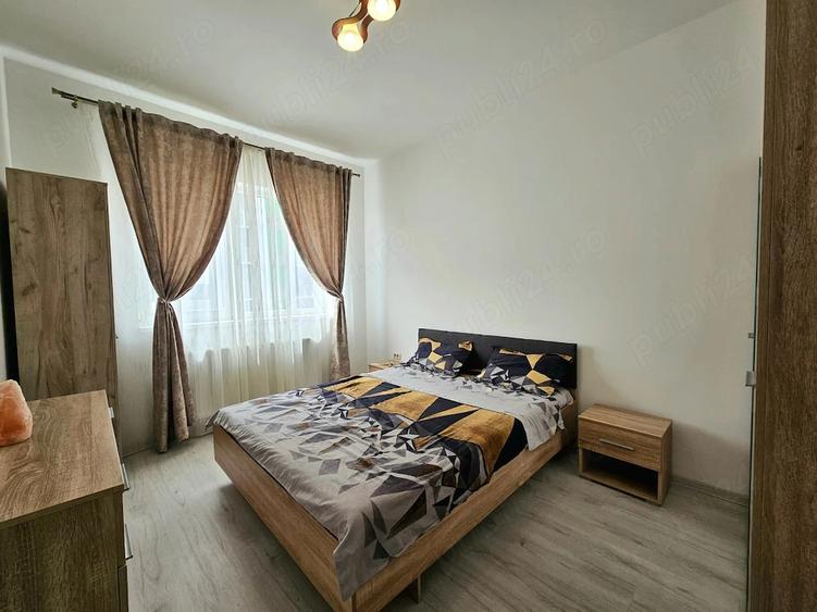Apartament cu 2 camere decomandat în Roșu