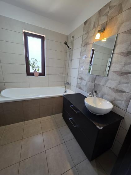 Apartament cu 2 camere decomandat, mobilat în Calea Urseni