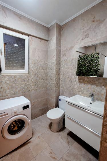Apartament cu 2 camere semidecomandat, mobilat în Nord
