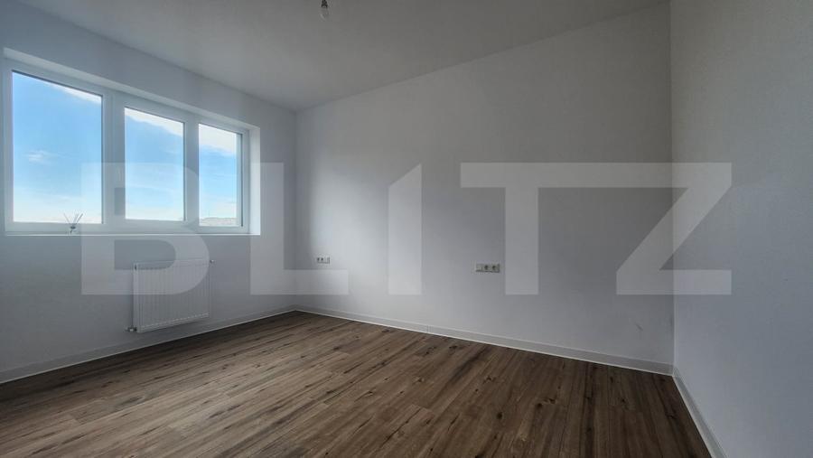 Apartament cu 3 camere decomandat în Tudor