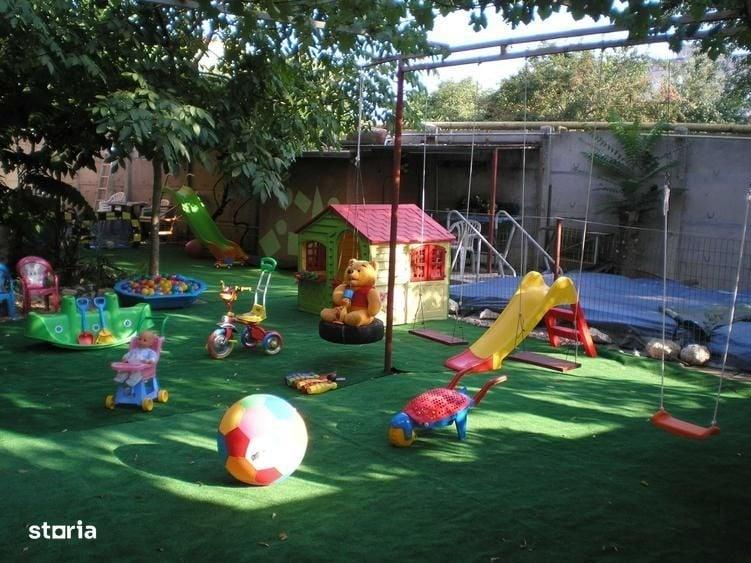 Casă cu 4 camere în Uverturii