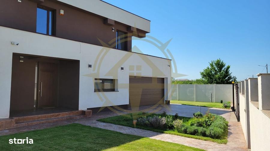 Casă cu 4 camere cu Teren 750 Mp în Dumbrăveni
