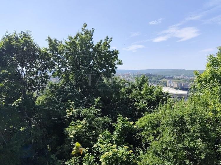 Casă individuală cu 4 camere cu Canalizare în Gruia