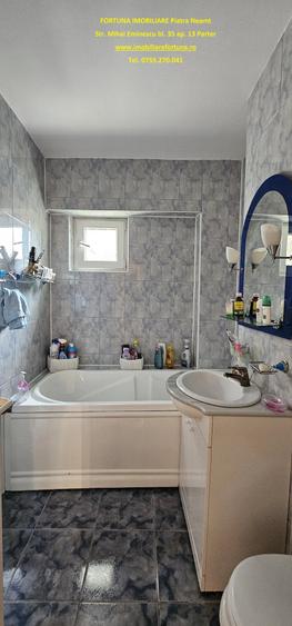 Apartament cu 3 camere decomandat în Calea Romanului