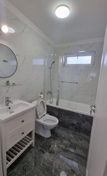 Casă cu 3 camere cu Teren 250 Mp în Central