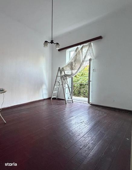 Apartament cu 4 camere în Ultracentral