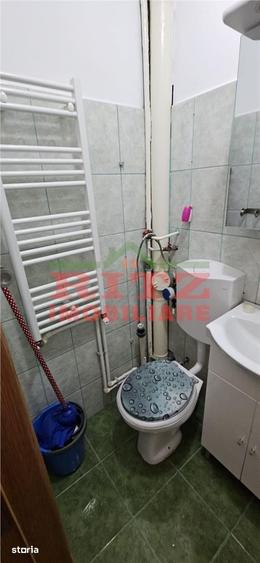 Apartament cu 2 camere nedecomandat în Central