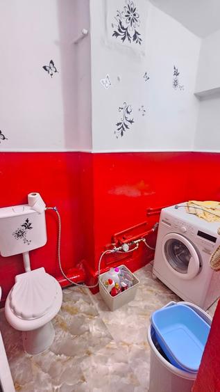 Apartament cu 4 camere în Micro 18