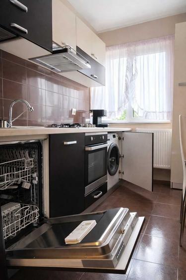 Apartament cu 2 camere nedecomandat în Central