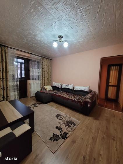 Apartament cu 2 camere semidecomandat în Viziru 3