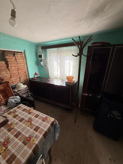 Casă individuală cu 3 camere cu Canalizare în Chitila