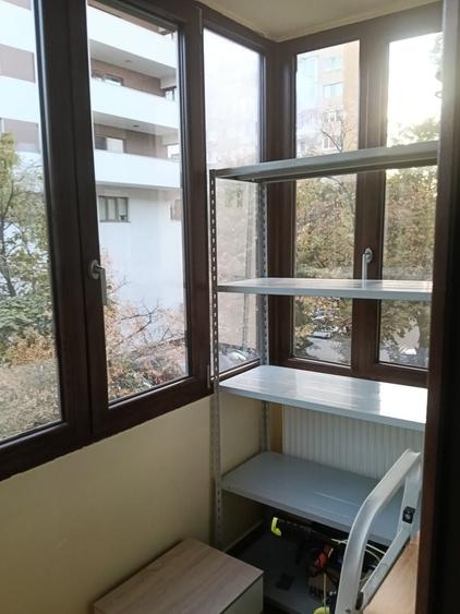 Apartament cu 3 camere semidecomandat în Brazda lui Novac